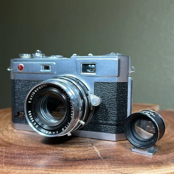 PETRI 1.9 Color Corrected Super Camera w/ Aux Lens Set & Original Case - Working - Picture 4 of 16